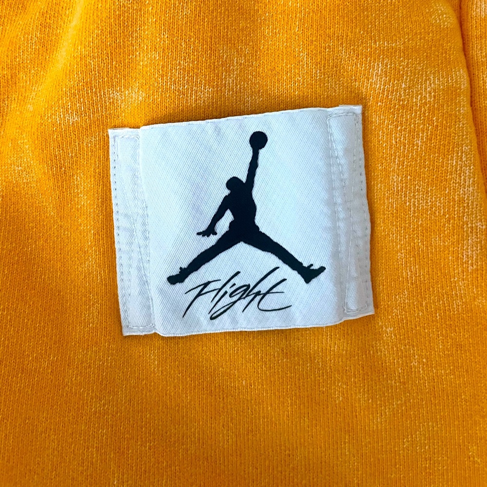 Jordan “essentials” sweatpants XL